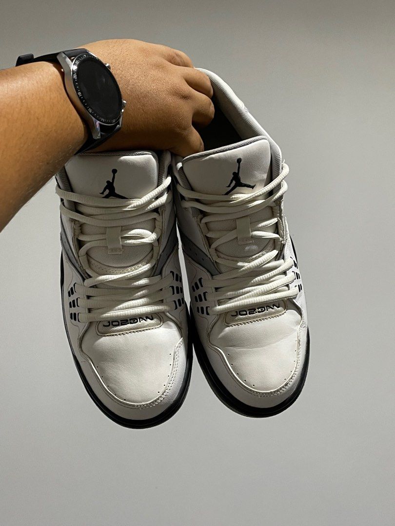 Nike Jordan Flight 23, Fesyen Pria, Sepatu Sneakers di Carousell