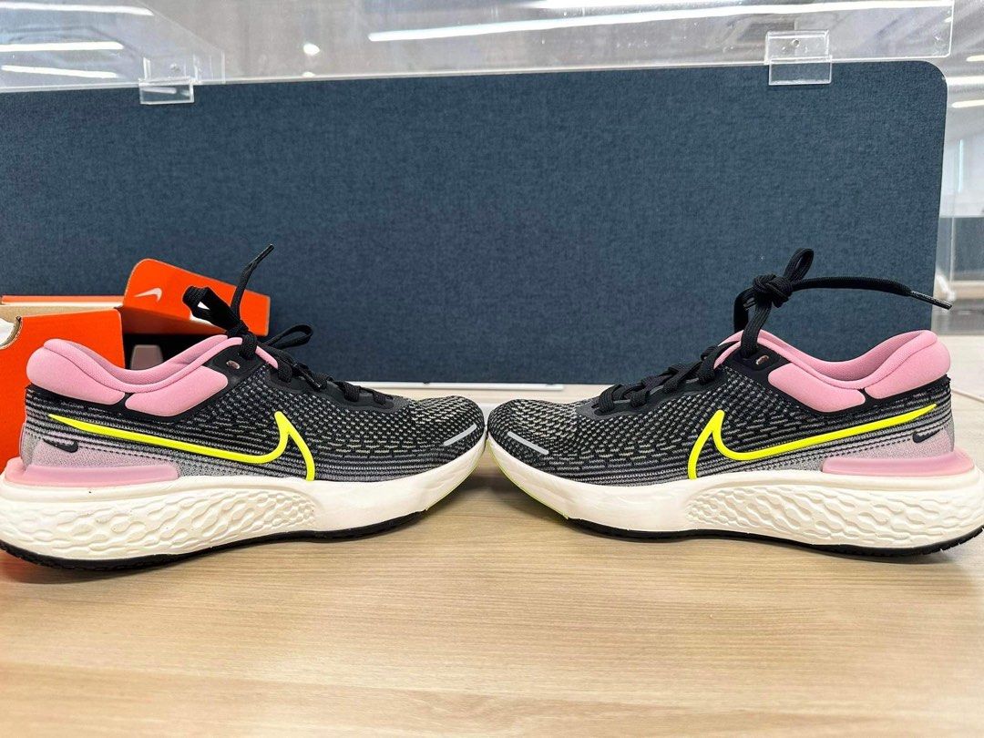 zoomx invincible run flyknit nike