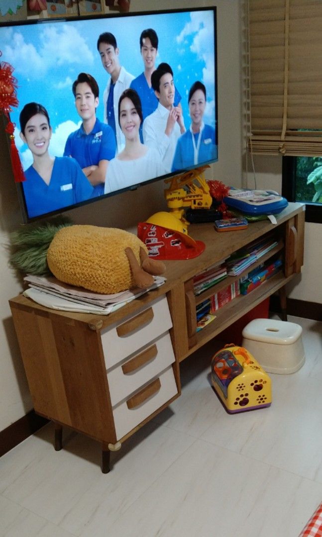 Oak Marius Origami TV Console [L140 x D40 x H60], Furniture & Home ...