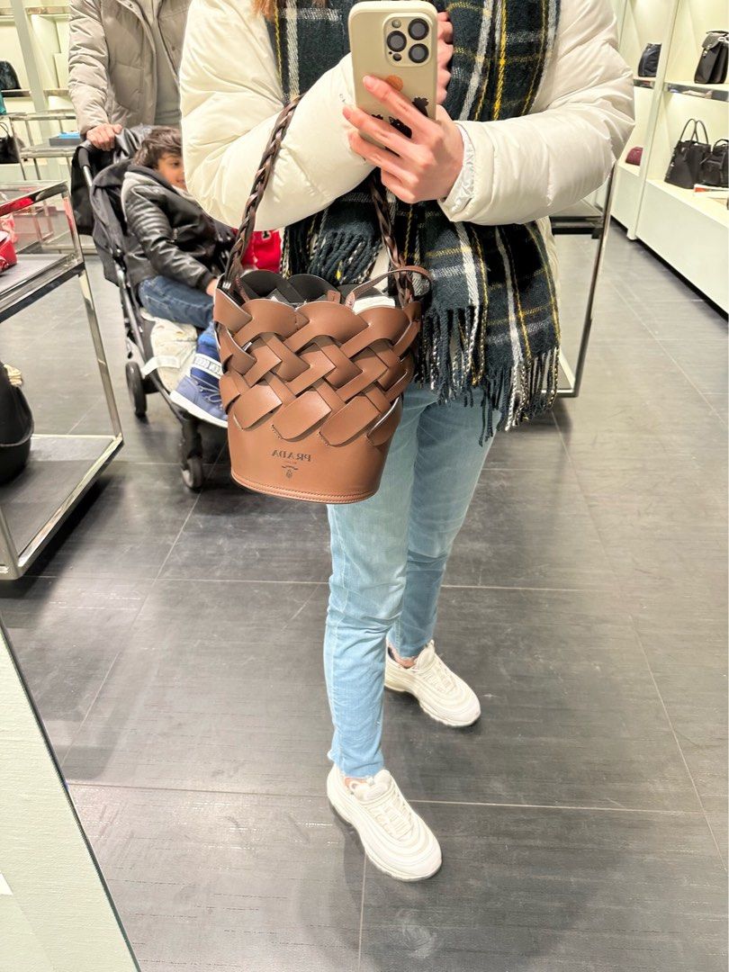 Prada tress sales
