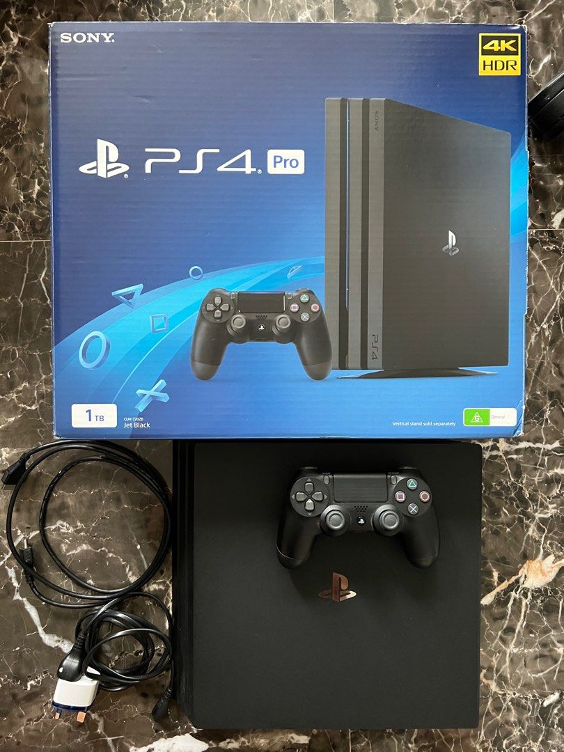 PS4 Pro 1TB lightly used, full set, Video Gaming, Video Game Consoles