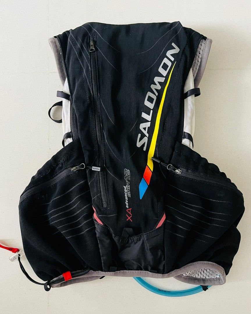 Salomon Hydration Vest, Sports Equipment, Other Sports Equipment and
