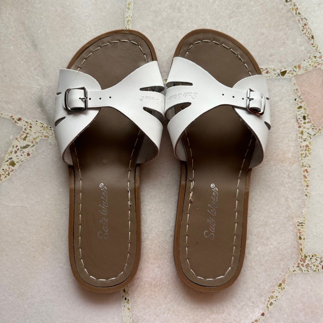 Saltwater Sandals (Size 5), Women's Fashion, Footwear, Flats on Carousell