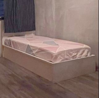 (Category: ) located in . Submitted by ehdormie (Listing ID 1204911723, Image 1). Description: .