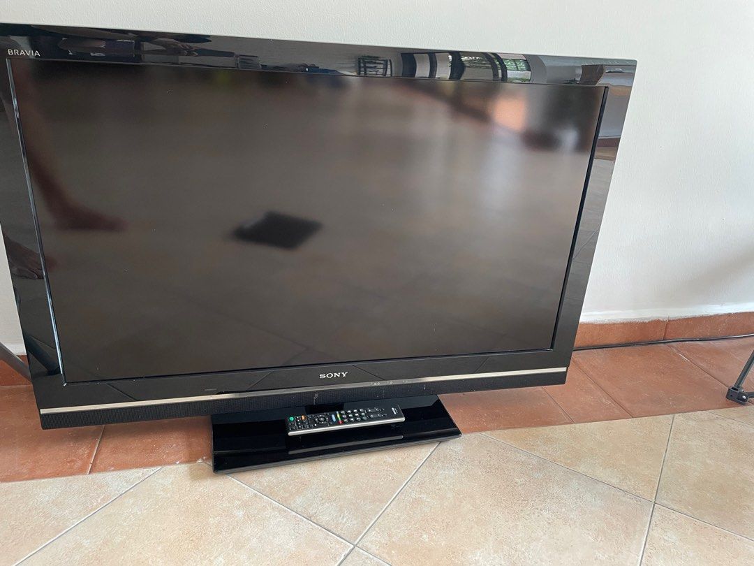 Sony Bravia 40 inch TV, TV & Home Appliances, TV & Entertainment, TV on ...