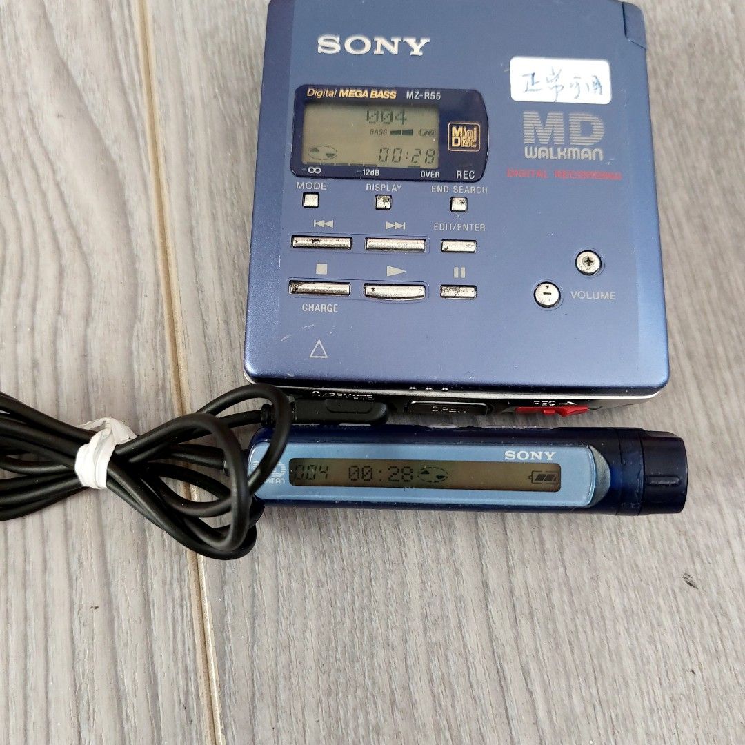 SONY MZ-R55正常可以用,MD播放機,包括線控,充電池1粒。, 興趣及遊戲