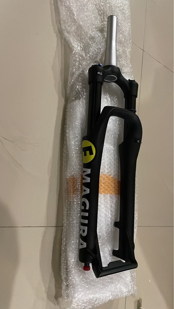 suntour air fork, Sports Equipment, Bicycles & Parts, Bicycles on Carousell