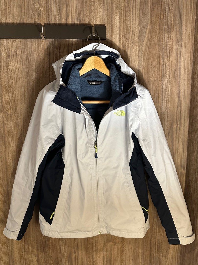 The North Face Women's Arrowood Triclimate DWR Jacket, Women's Fashion,  Coats, Jackets and Outerwear on Carousell