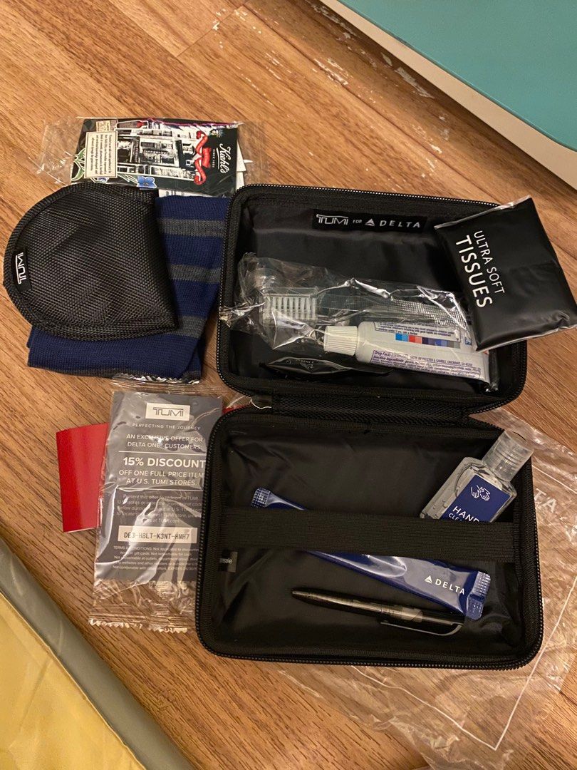Tumi mini case delta cheap