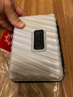 (Category: ) located in . Submitted by thethriftstore.sg (Listing ID 1204974603, Image 1). Description: .
