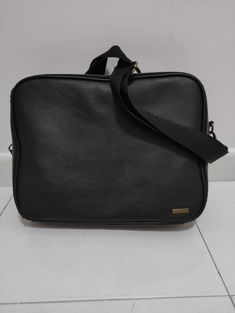 Typo Black Leather Laptop Folio Bag, Computers & Tech, Parts