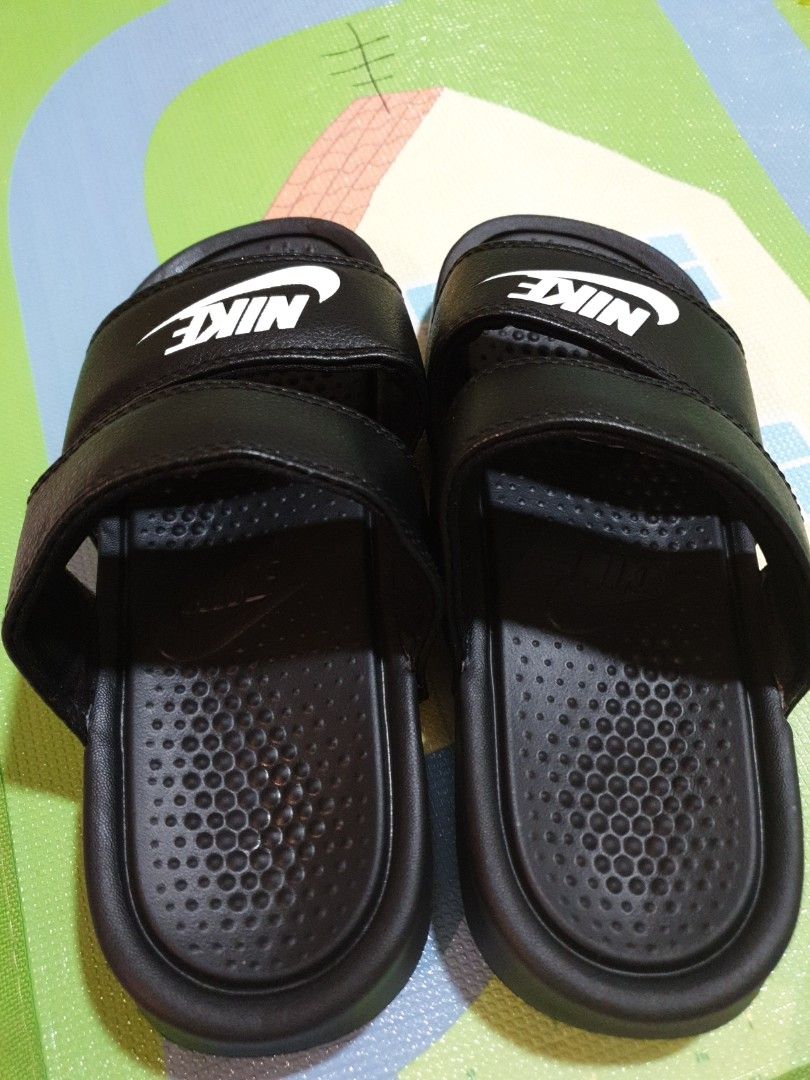 mens nike slipper
