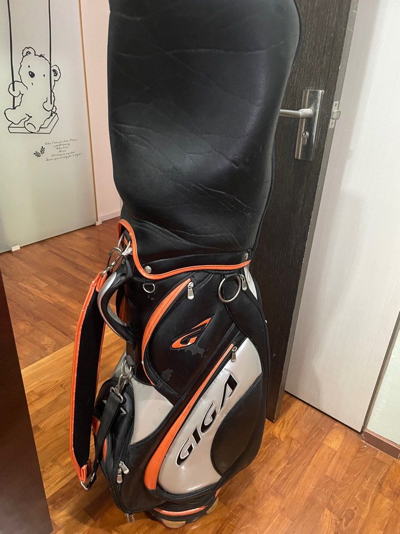 Used Golf Bag, Sports Equipment, Sports & Games, Golf on Carousell