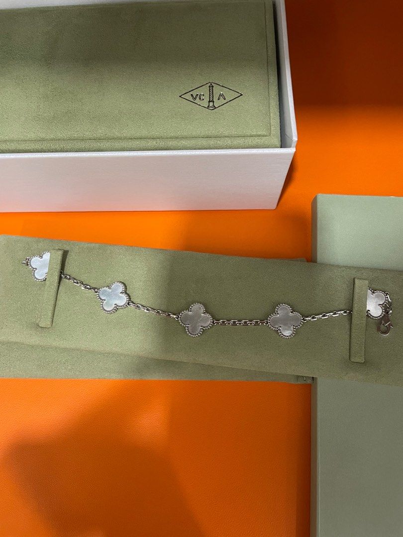 Vca 5 motif bracelet Clearance