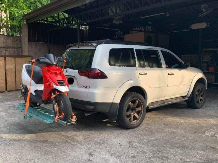 Vespa moto carrier (trailer, hitch), Motorbikes, Motorbike Parts