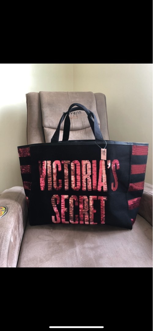 Victoria Secret Tote Bag Women s Fashion Bags Wallets Tote Bags on Victoria Secret Tote Bag Women s Fashion Bags Wallets Tote Bags on