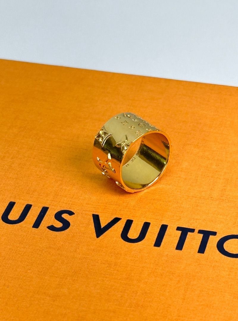 Gold louis vuitton ring shop