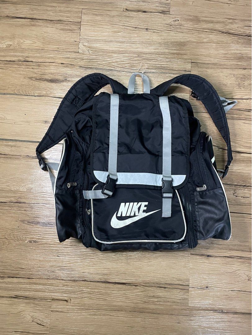Nike backpack reflective hot sale