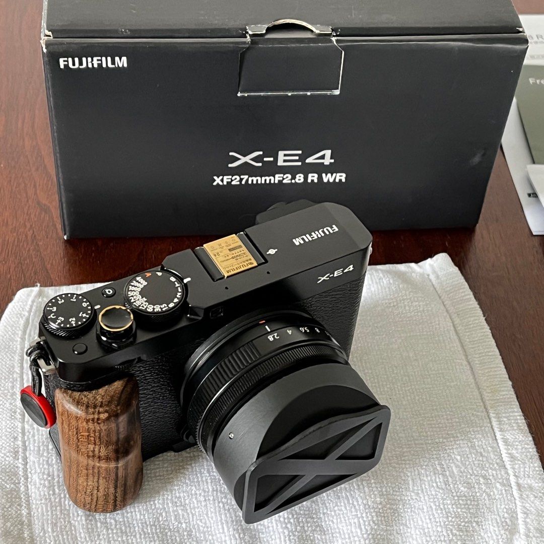 fujifilm xe 4 kit