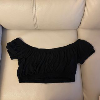（分類：）位於 。 由 decluttering.project 提交（商品編號 1205091723，圖片 1）。簡介： 。