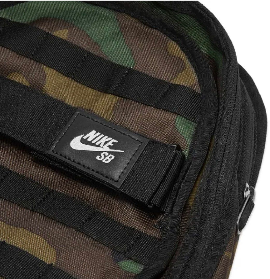 nike green camo backpack