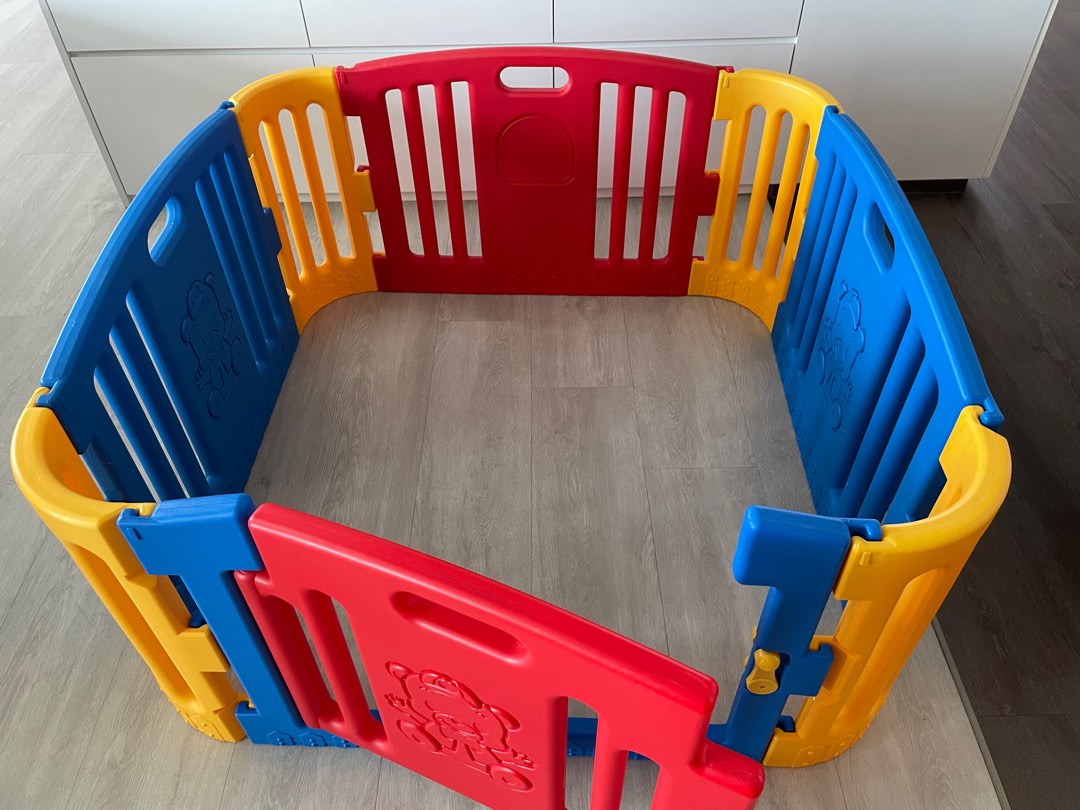 Baby bear zone play yard shop