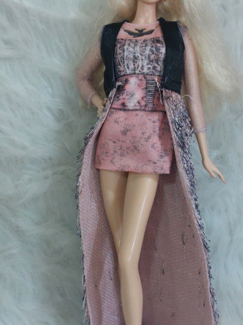 Barbie Holiday 2009, Hobbies & Toys, Toys & Games on Carousell