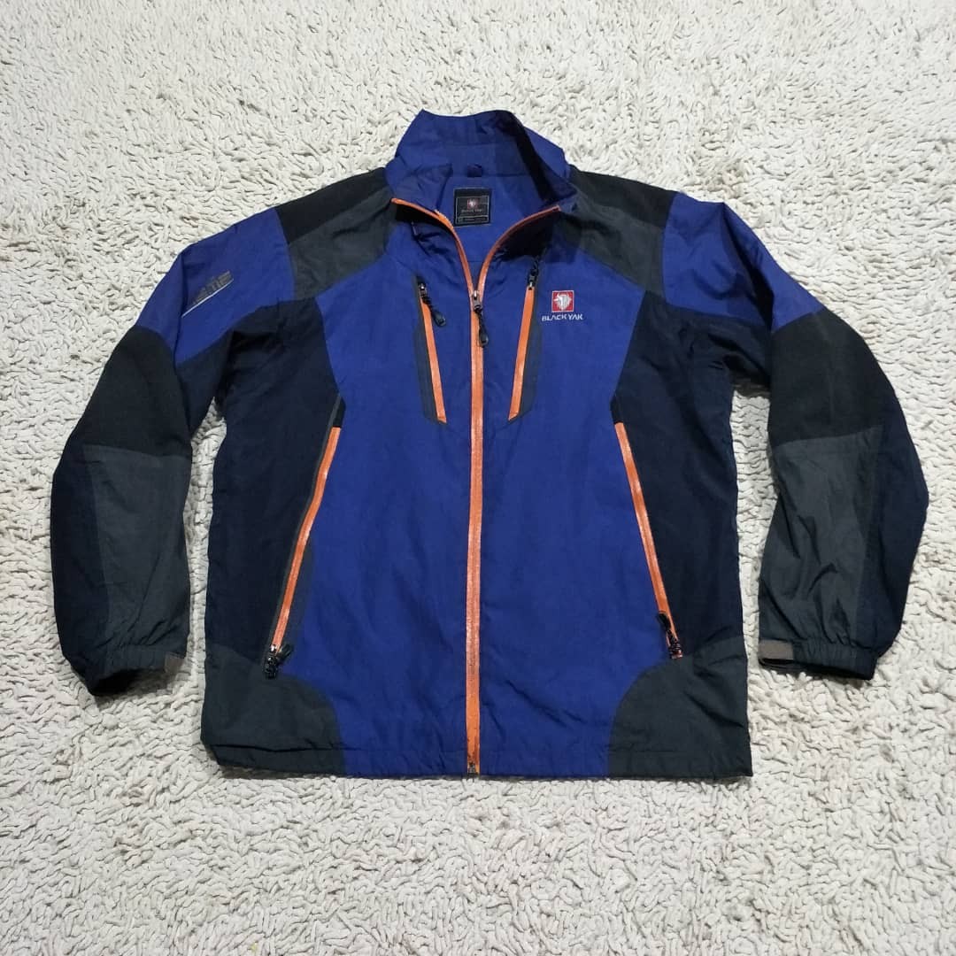 Black Yak Hiking Jacket, Men's Fashion, Coats, Jackets and Outerwear on