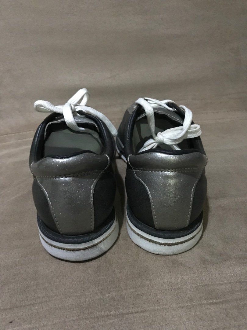 Bowling shoes size 7 Sports Equipment Sports Games Billiards