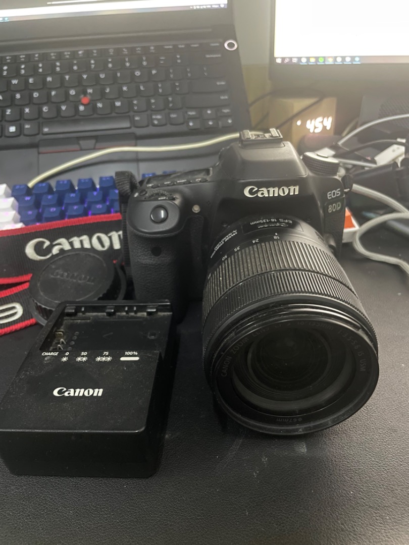 Canon EOS 80D Flip Screen, Photography, Cameras on Carousell