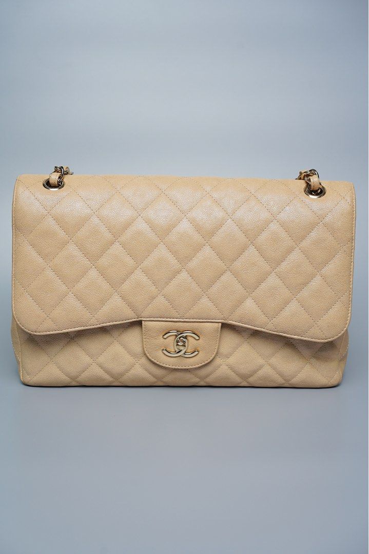 Chanel Jumbo Double Flap in Beige Iridescent Caviar Ghw, Luxury, Bags &  Wallets on Carousell