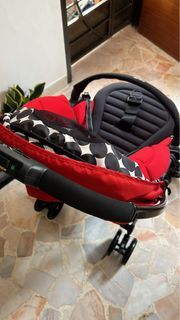 Combi Neyo Plus (Red)