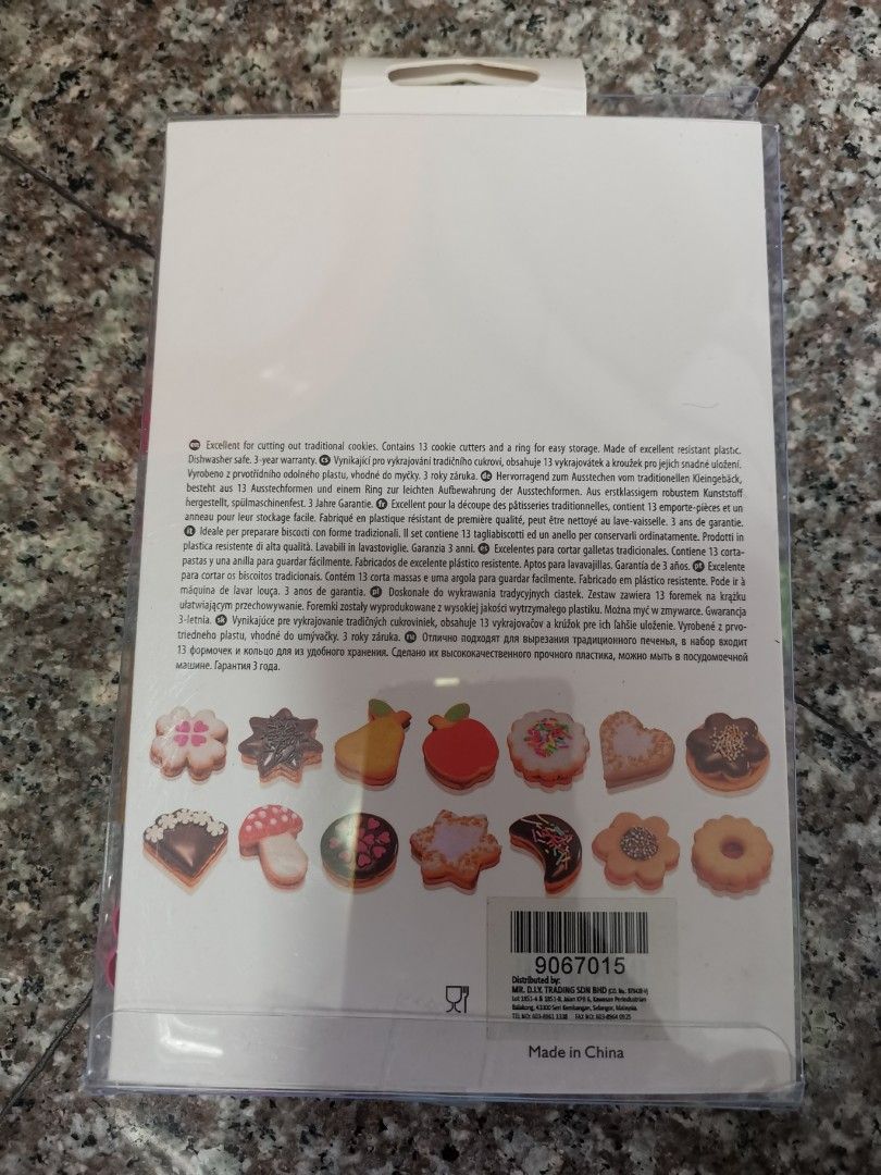 Cookie Cutter (Category: Bakeware) located in Singapore. Submitted by dovin (Listing ID 1205189821, Image 2). Description: - Have a few stocks, can give discount if buy more.