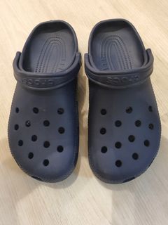 (Category: ) located in . Submitted by Shoedealer (Listing ID 1205213857, Image 1). Description: .