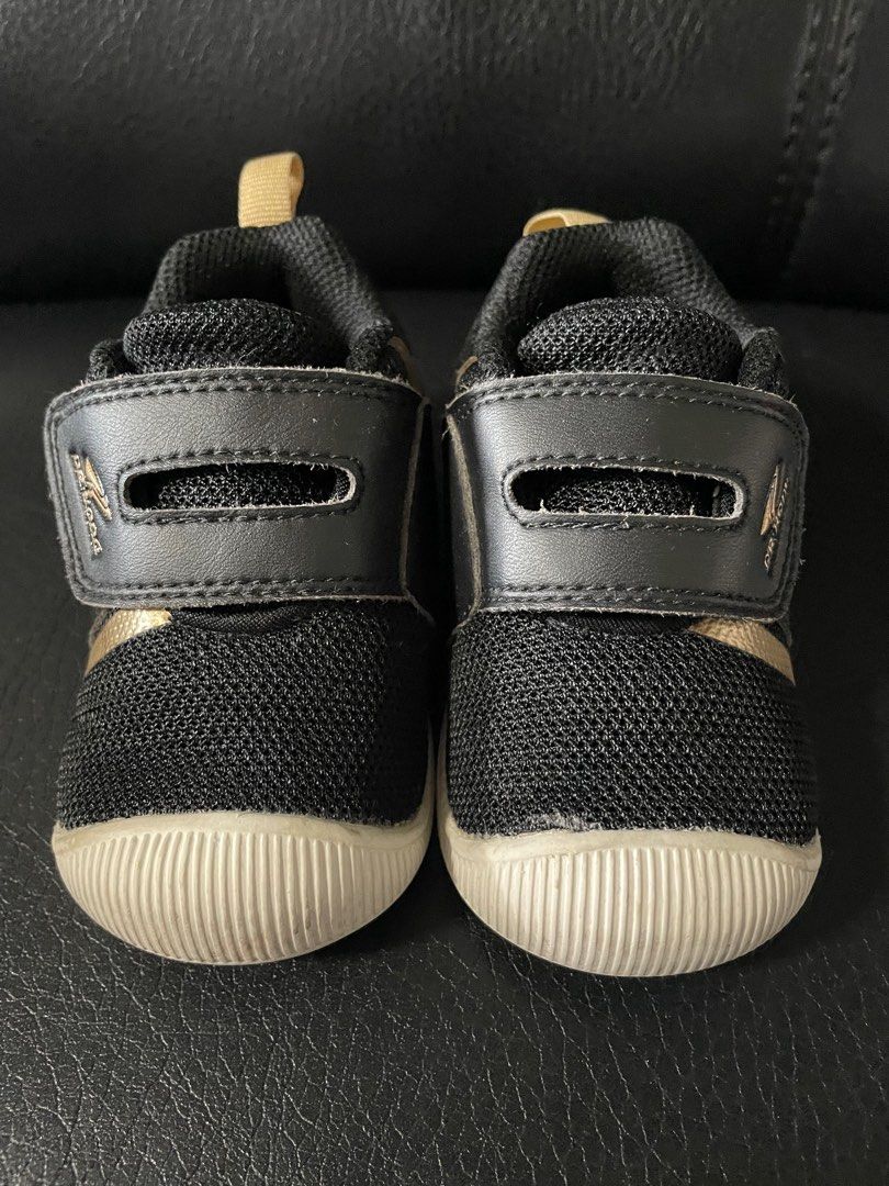 Dr kong shoes, Babies & Kids, Babies & Kids Fashion on Carousell