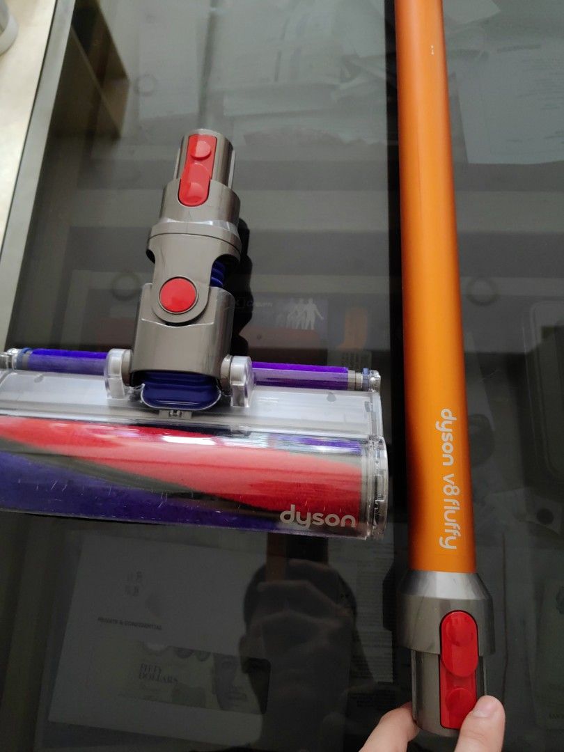 Dyson V8 Absolute Cordless Vacuum, TV & Home Appliances, Vacuum Cleaner
