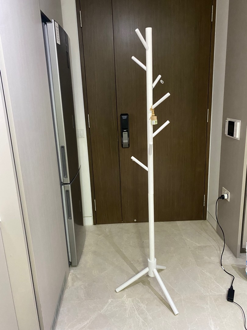 Floor Coat hanger, Furniture & Home Living, Home Improvement