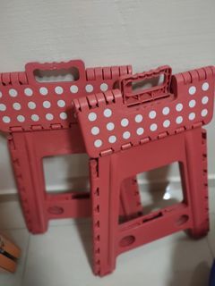 Foldable chair or stool