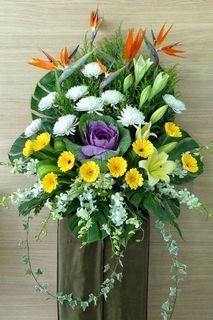 Free Delivery - STRENGTH & LOVE Flower Stand S$156.0 | funeral stand | bereavement floral stand | condolences floral stand | flowers bouquet | floral arrangement