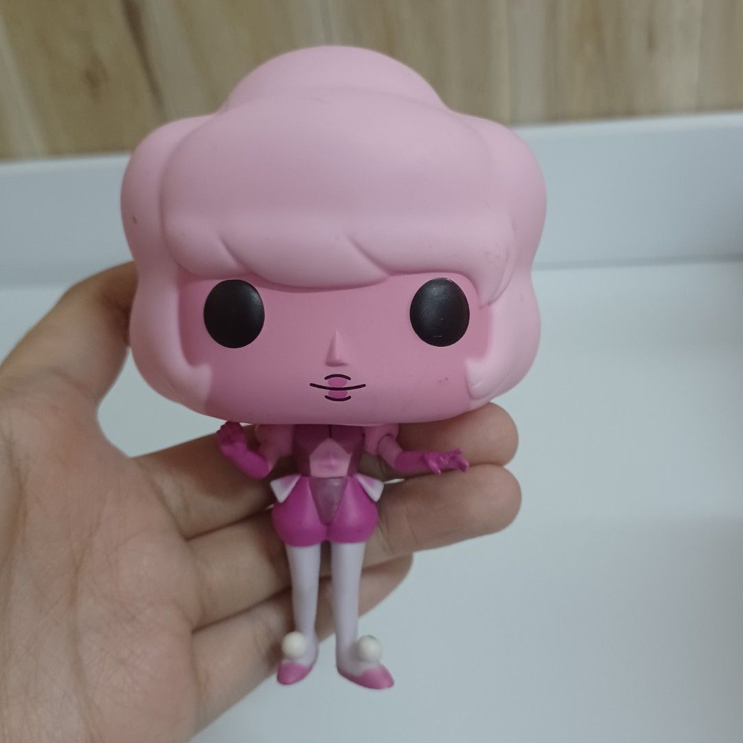 Pink diamond top funko pop