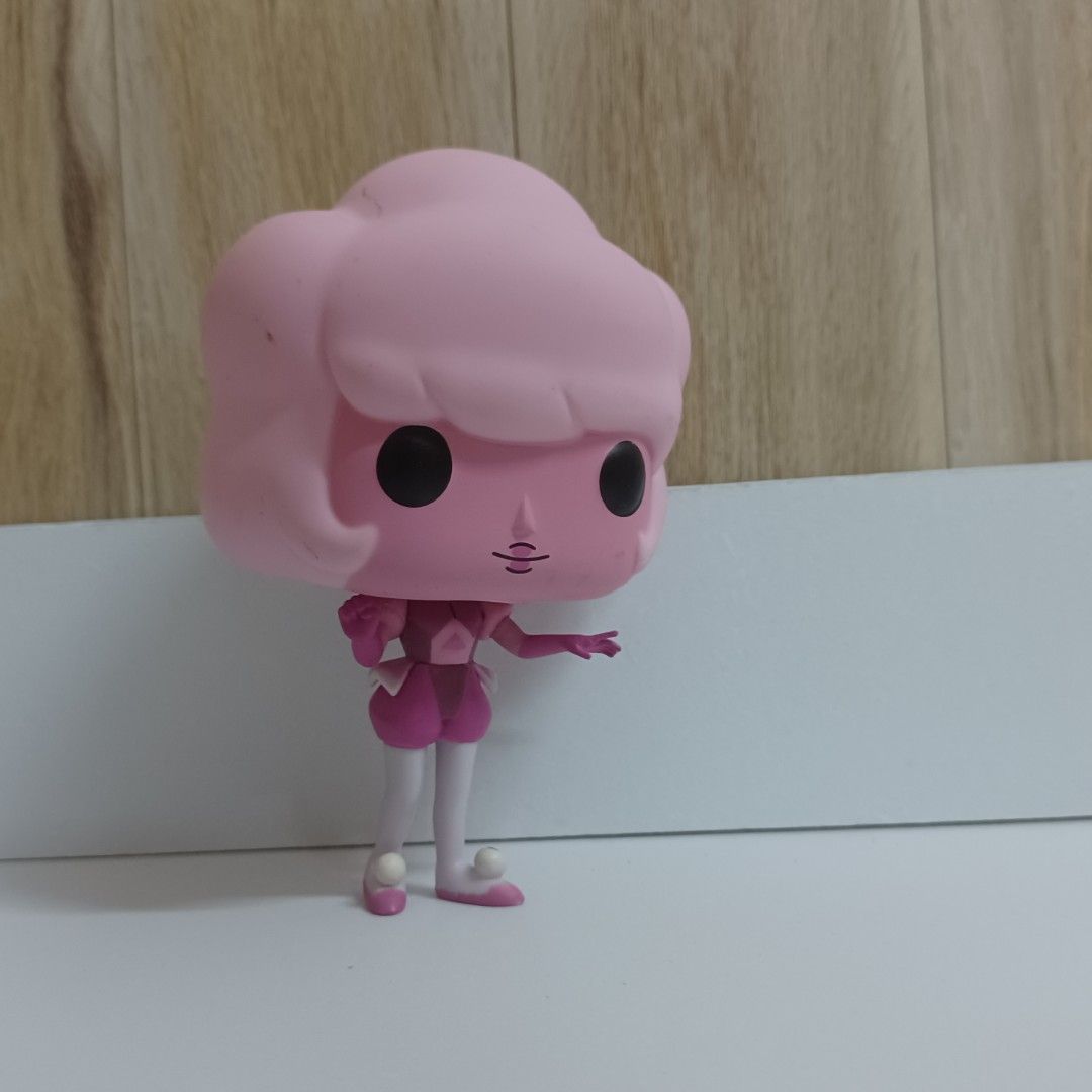 Pink diamond funko hot sale pop