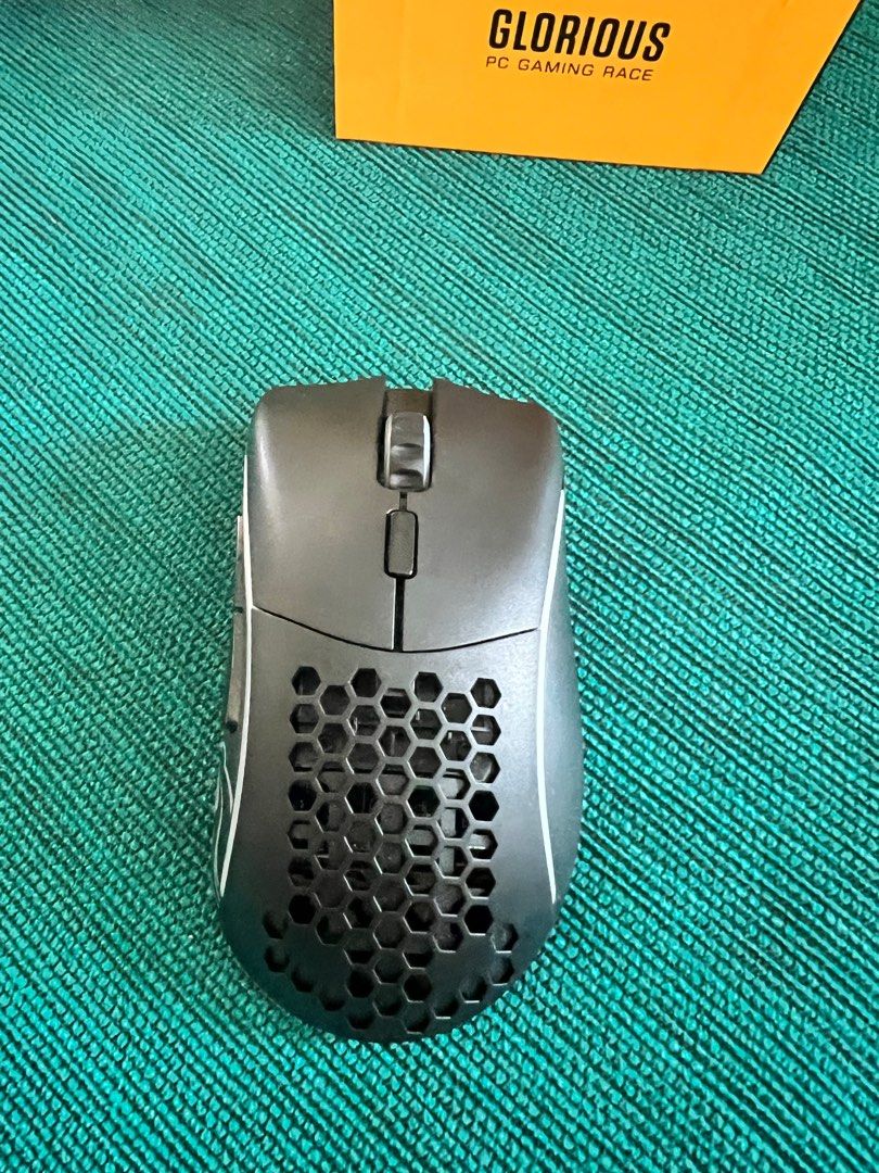 Glorious Model D (Wireless), Computers & Tech, Parts & Accessories