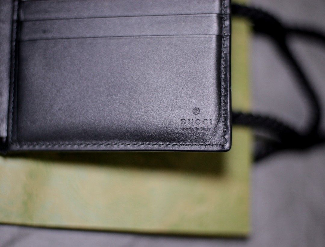 Review & Care Gucci Tiger Wallet GG supreme after 6 months usage 