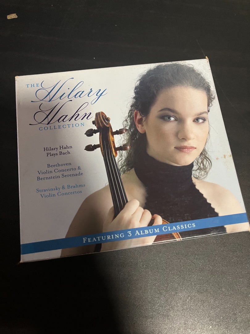Hilary Hahn Plays Bach/BeethovenViolin Concerto, Bernstein Serenade