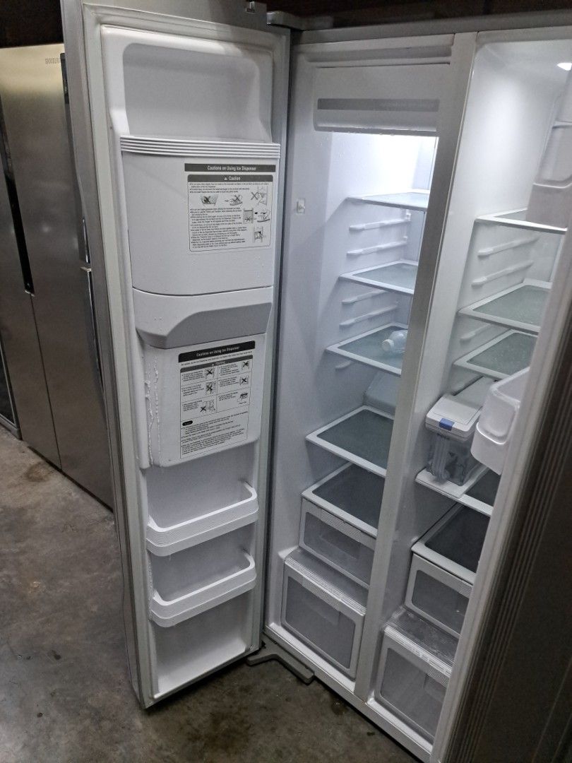 Hitachi side by side Refrigerator Fridge inverter 3ticks 589L net