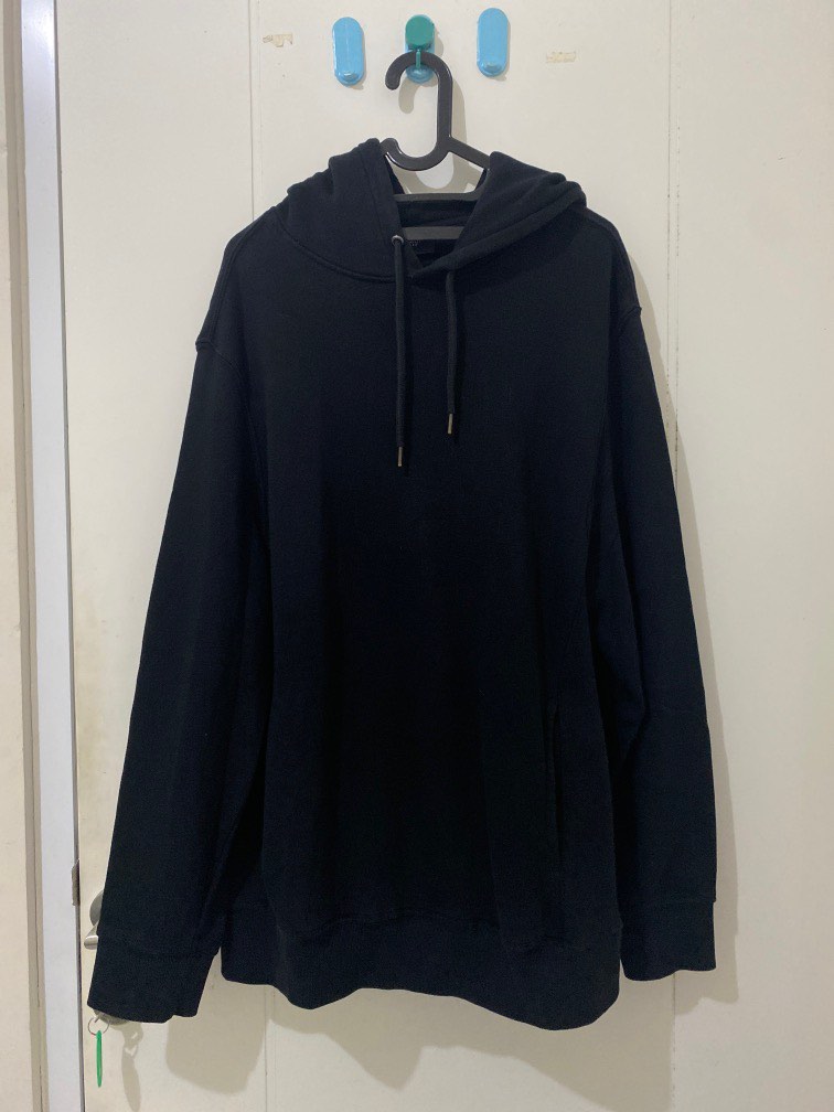 Hnm hoodie, Men's Fashion, Men's Clothes, Tops on Carousell