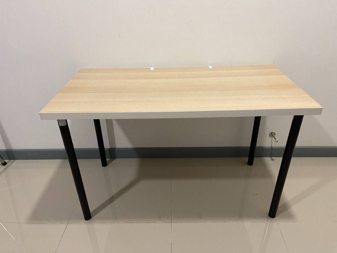 Ikea moving outlet table