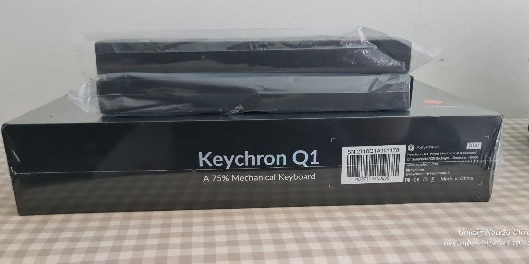 Keychron Q1 with Akko custom switches, Computers & Tech, Parts
