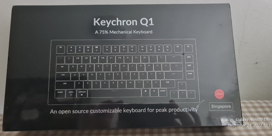 Keychron Q1 with Akko custom switches, Computers & Tech, Parts