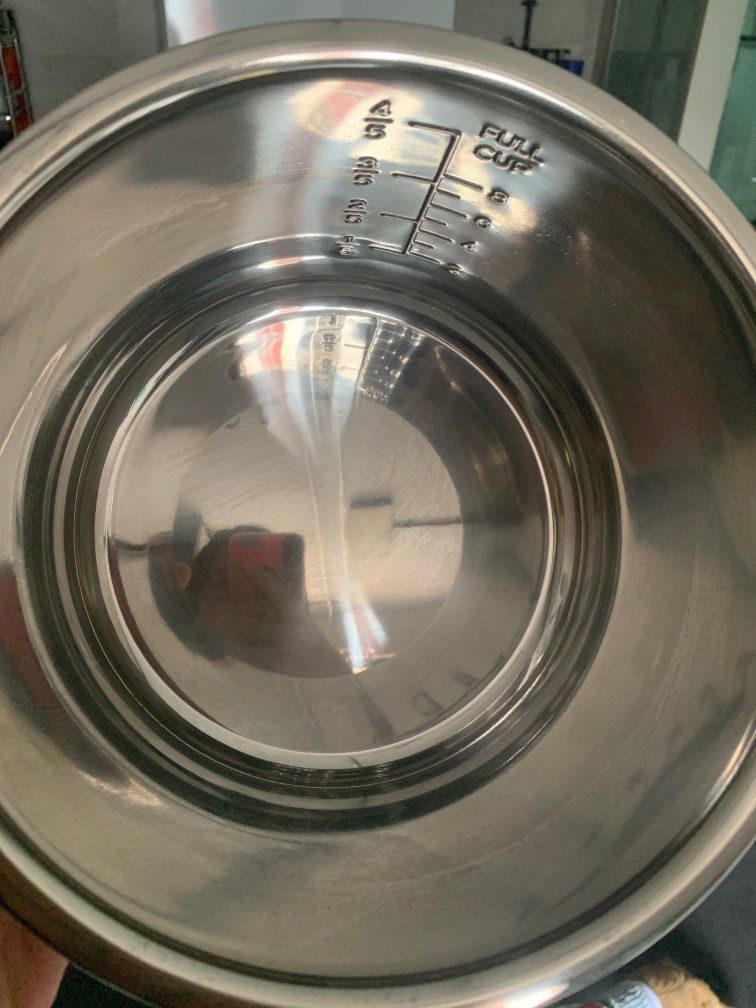 La gourmet pressure cooker, TV & Home Appliances, Kitchen Appliances